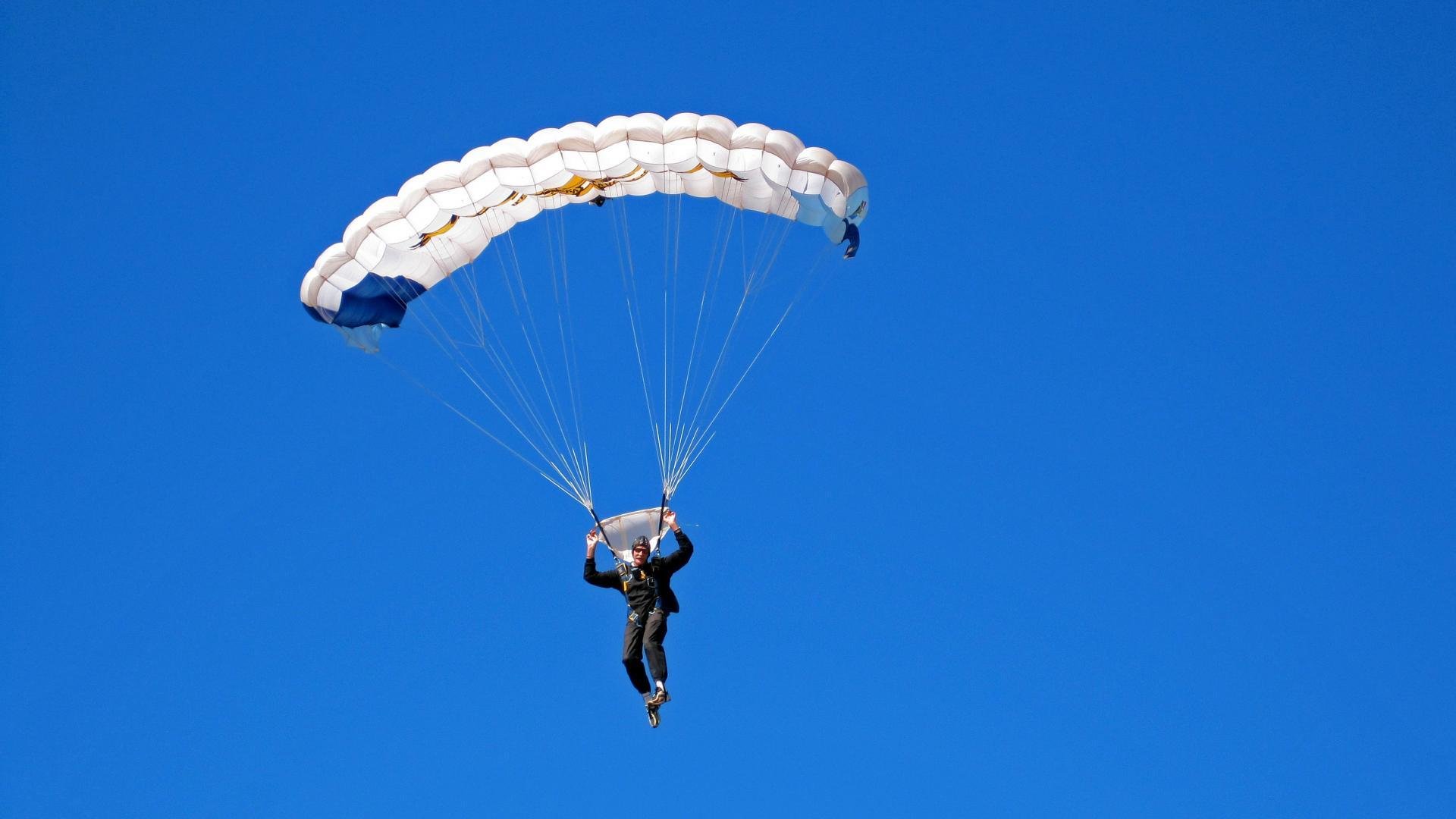 全国篮球技能大赛比赛激烈，涌现新一代天才，篮球技能大赛策划书